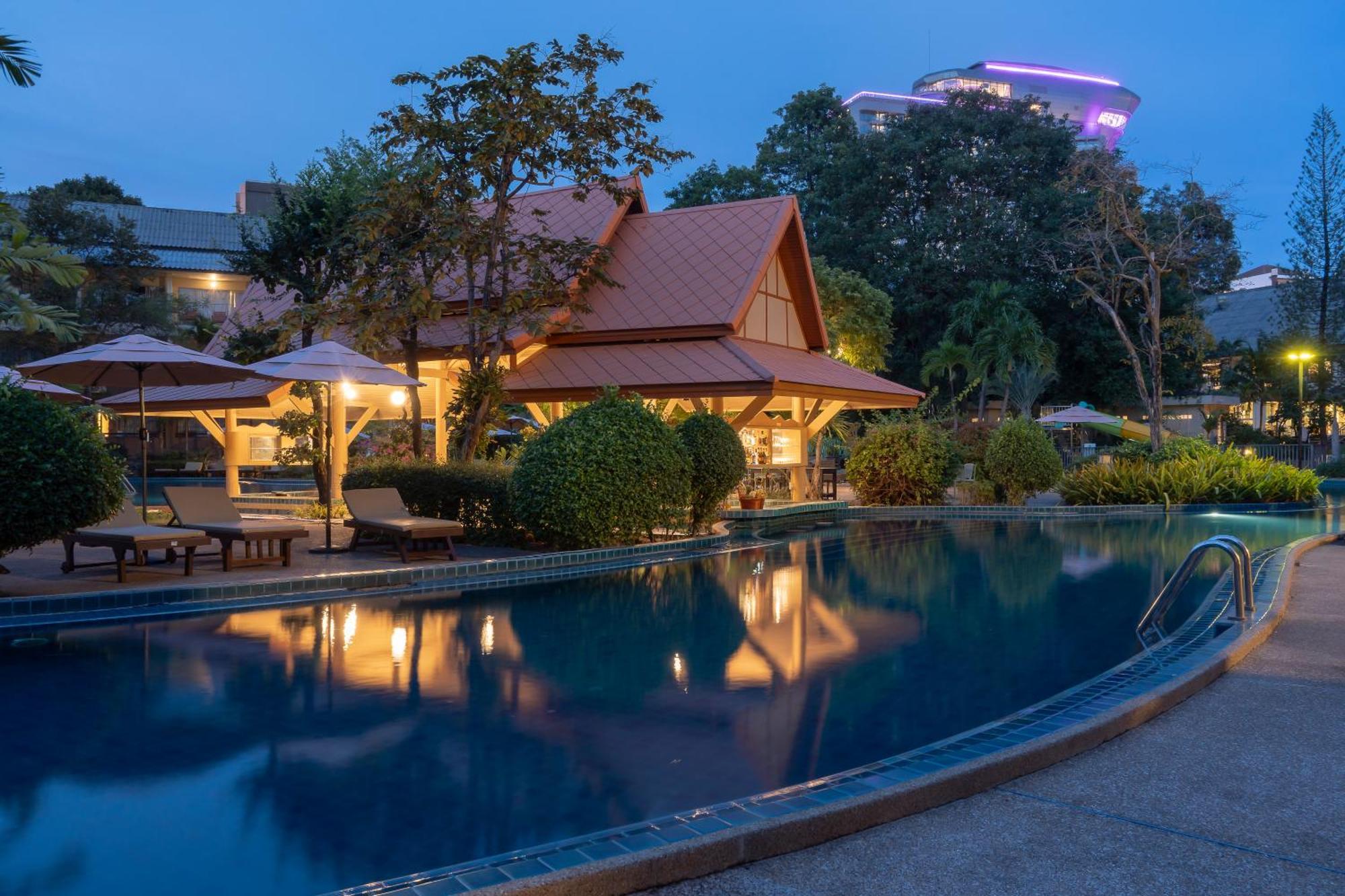 The Green Park Resort Pattaya Exteriör bild
